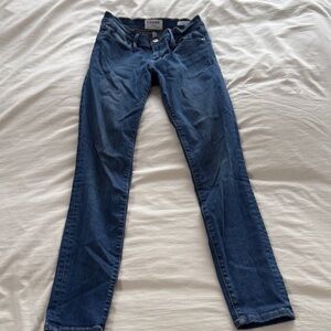 Frame Denim women’s  le high skinny Jeans in Indigo Blue
